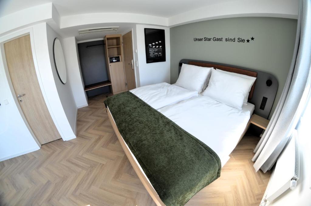 Cinema City Hotel Europaplatz Karlsruhe - Brand New Boutique Hotel 2025 - - 17