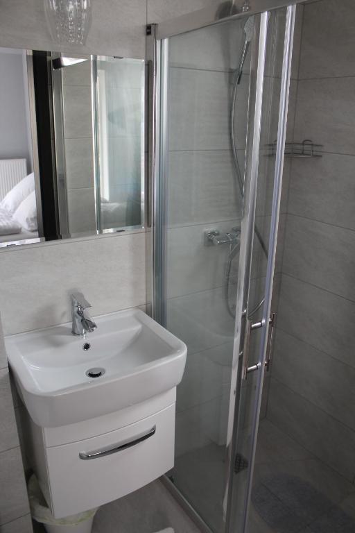 Bryant - Pokoje & Apartamenty - 5