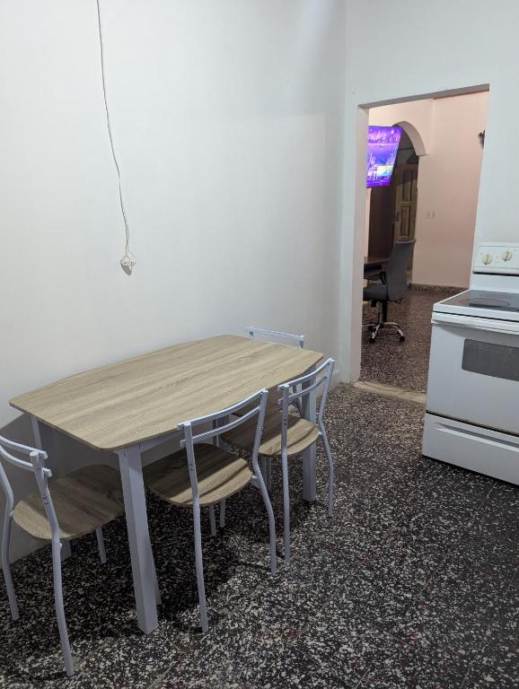 Kuchyň nebo kuchyňský kout v ubytování 2 cuadras del parque central de Danlí Apartamento completo