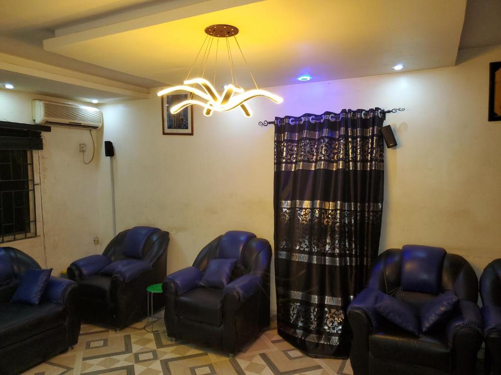 Posezení v ubytování Boboh Room