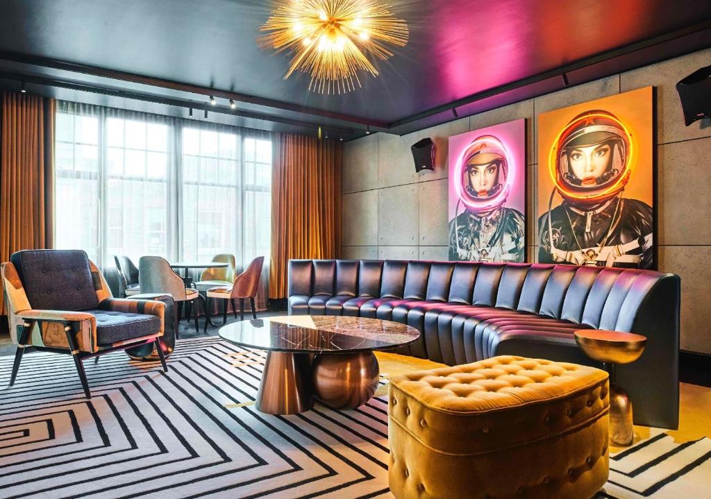 
Two-Bedroom Deluxe Apartment
