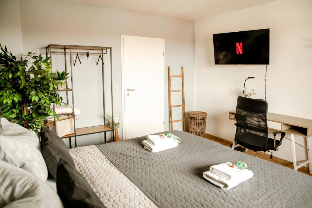Postel nebo postele na pokoji v ubytování Juniorsuite-Apartment Weiden