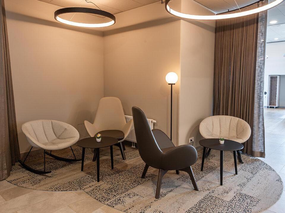 Posezení v ubytování B&B HOTEL Aalborg