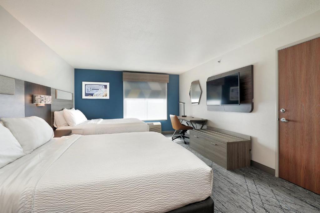 Holiday Inn Express Hotel & Suites Milwaukee-New Berlin by IHG - Error