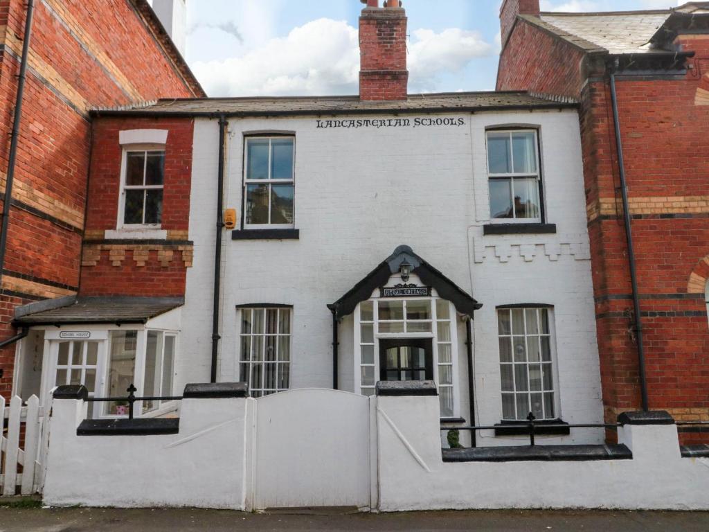 Budova, kde se prázdninový dům nachází