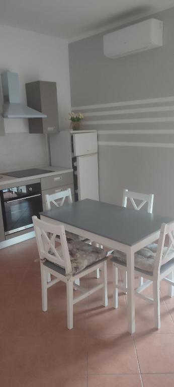 Kuchyň nebo kuchyňský kout v ubytování B&B Anny