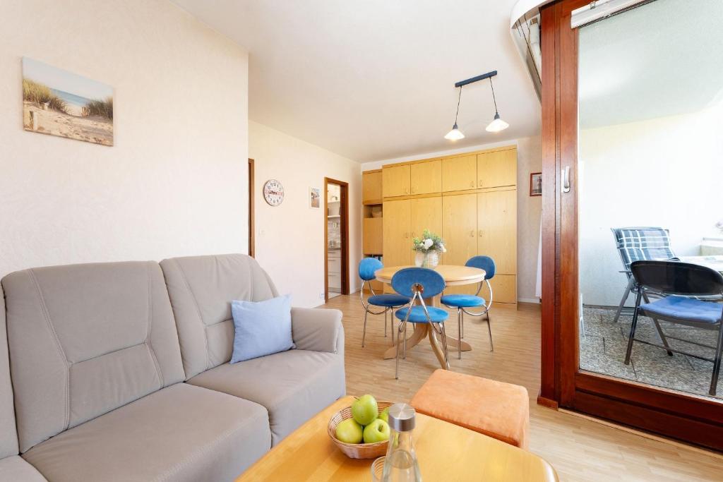Ruang duduk di Sol Mare Wohnung 1