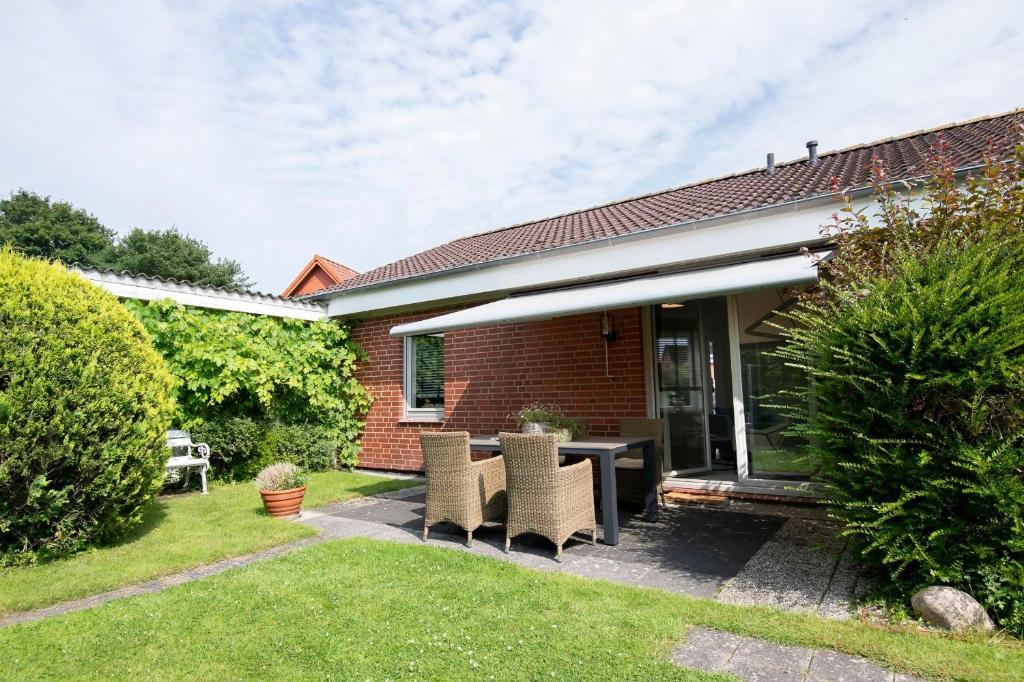 Kellenhüs - Housity
