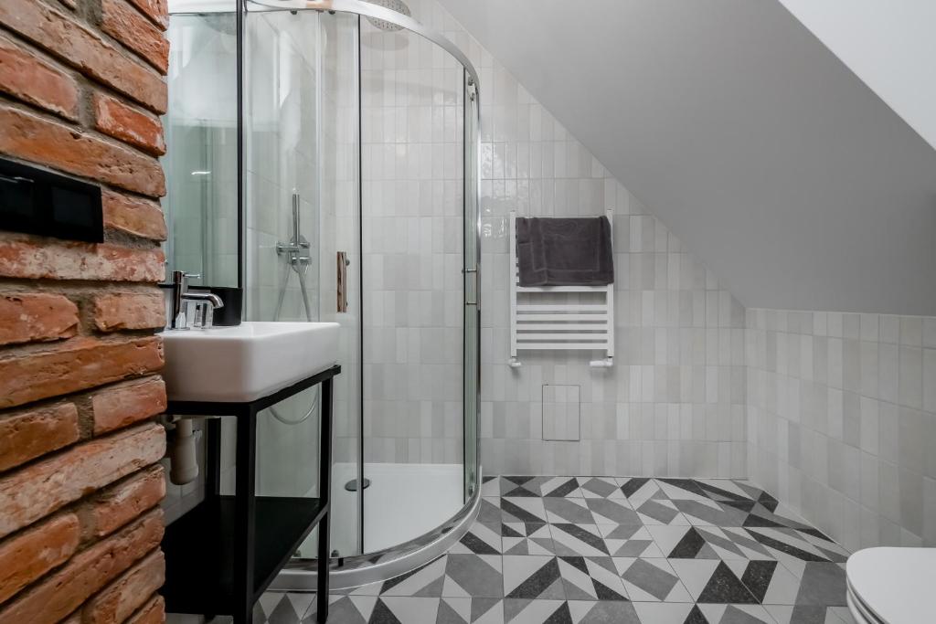 Noclegi Zelazna 51 - Resim 2