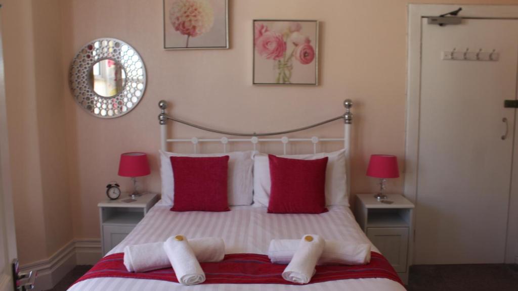 The Heidi Bed & Breakfast - Triple Room With Shower