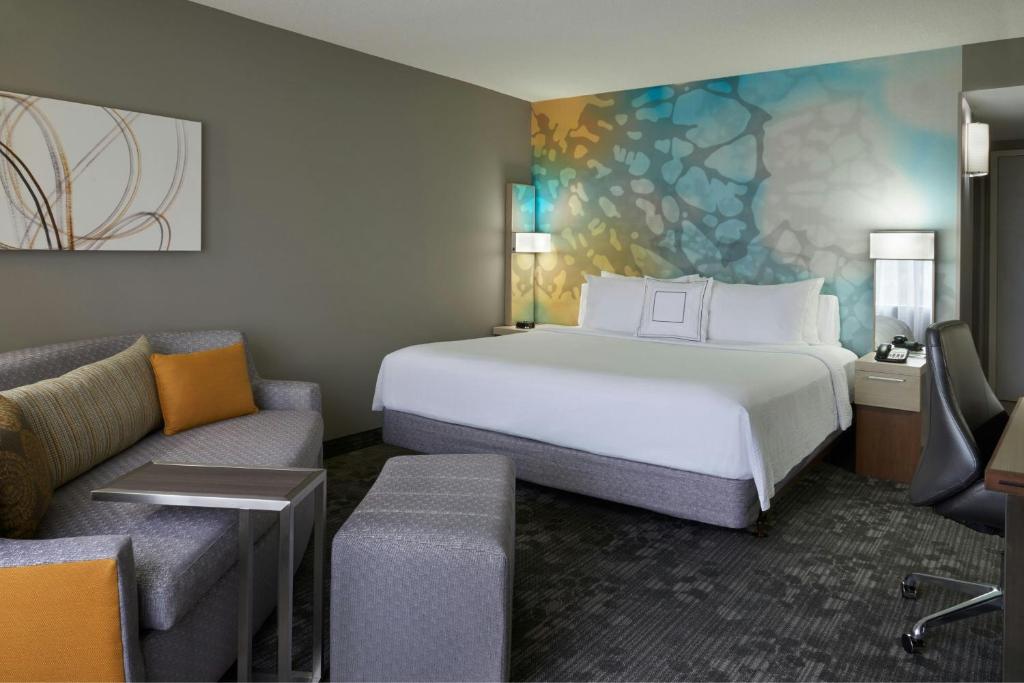 Courtyard by Marriott Toronto Airport - Resim 1