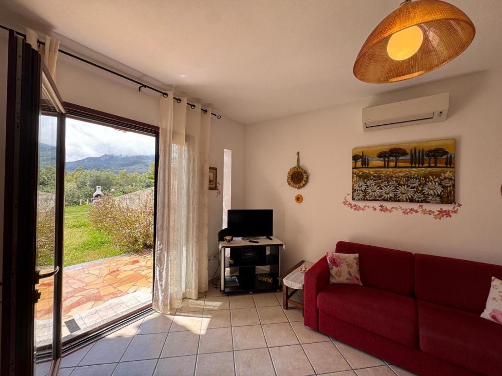 Nespecifikovaný výhled na hory nebo výhled na hory při pohledu z apartmánu