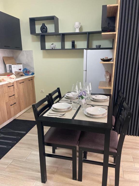 Kuchyň nebo kuchyňský kout v ubytování Paolos Apartment