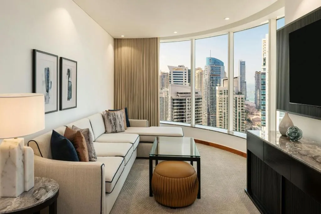 Superior Deluxe Suite, 1 Bedroom Suite, Airport Transfers, With Complimentary Resort Beach & Pool Access, 1 King,