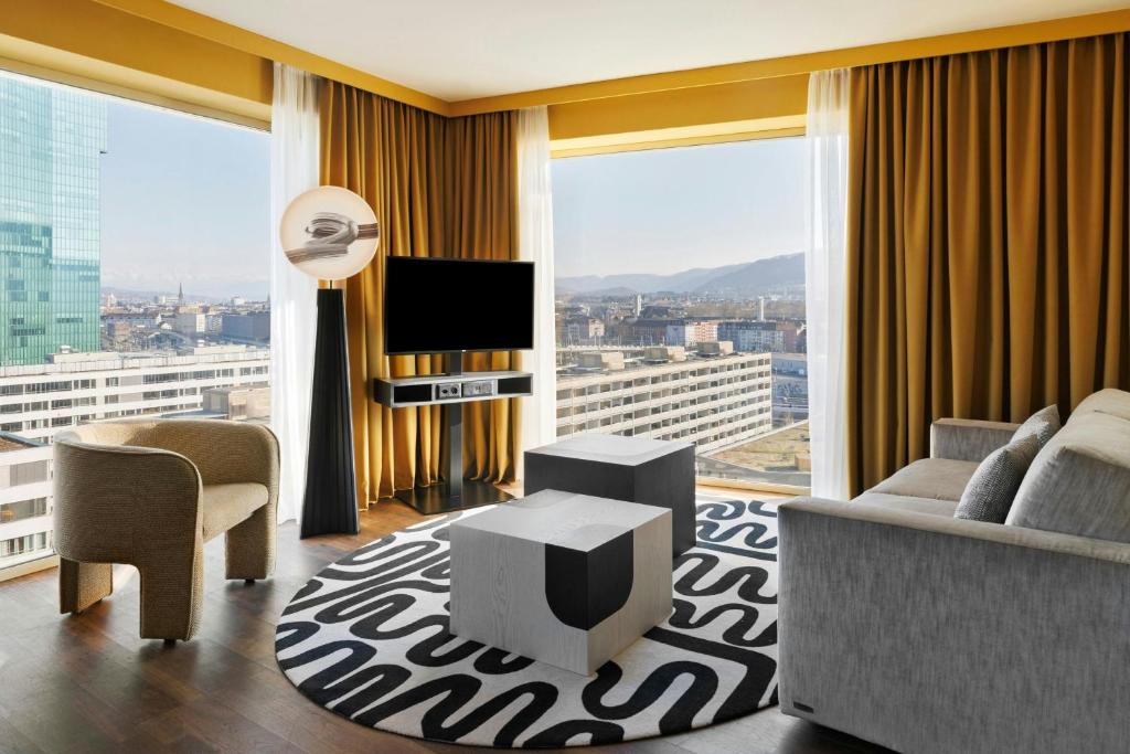 Renaissance Zurich Tower Hotel - Resim 3