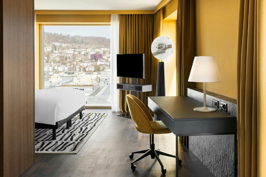 Renaissance Zurich Tower Hotel - Resim 39