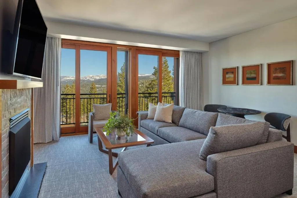 One-Bedroom Suite
