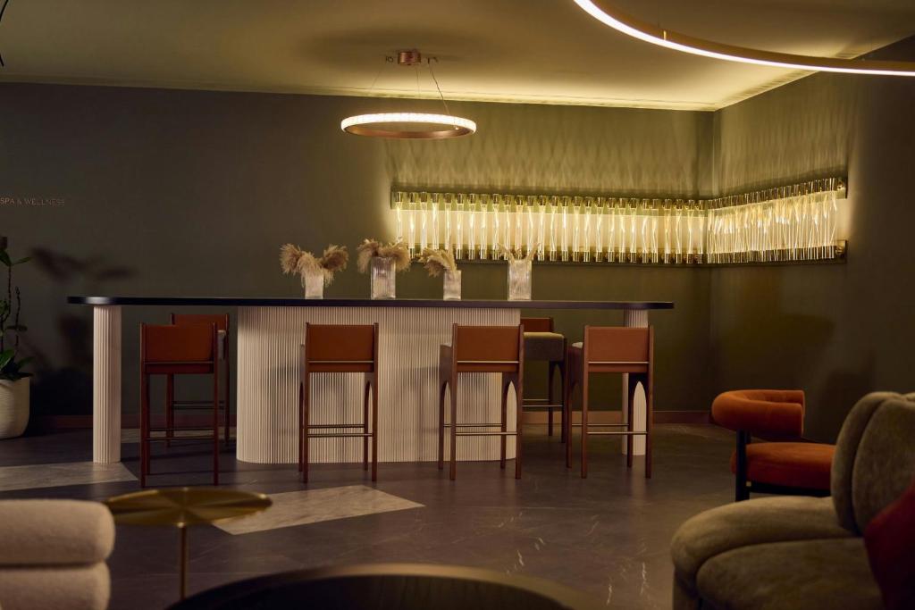 Cardo Roma, Autograph Collection - Resim 16