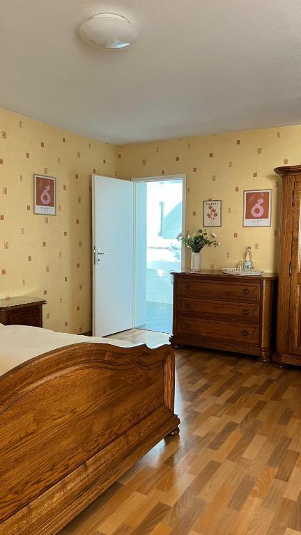 Fotografie z fotogalerie ubytování Gästehaus Kliebenstein v destinaci Saarwellingen