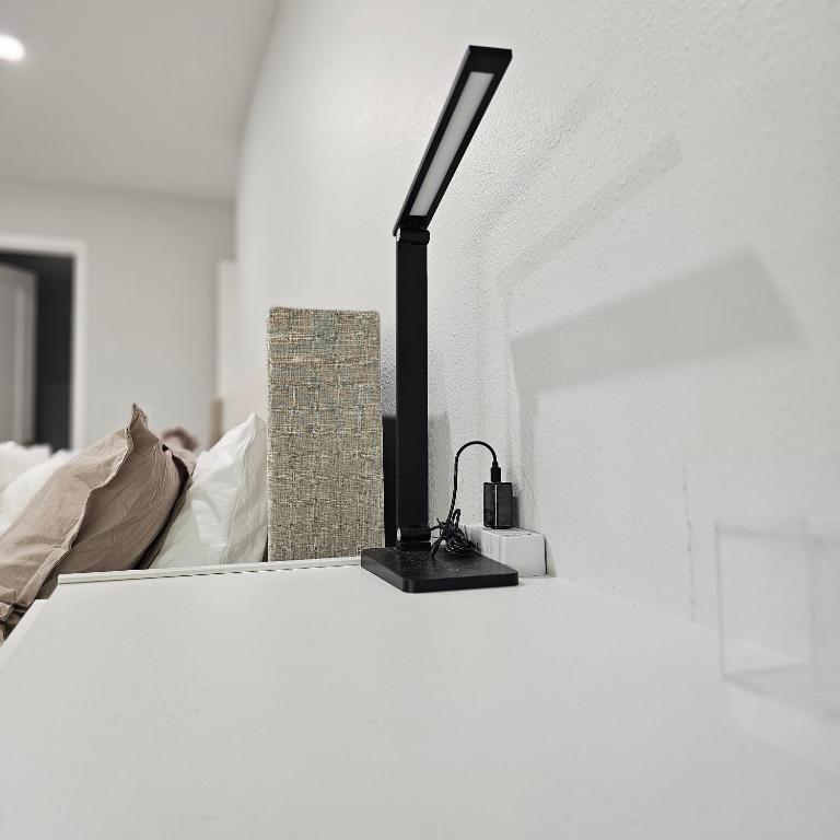 Postel nebo postele na pokoji v ubytování Simple Serenity