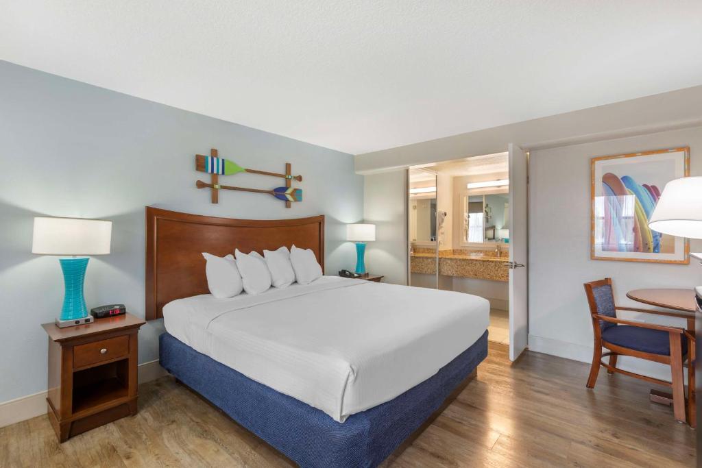 Best Western Cocoa Beach Hotel & Suites