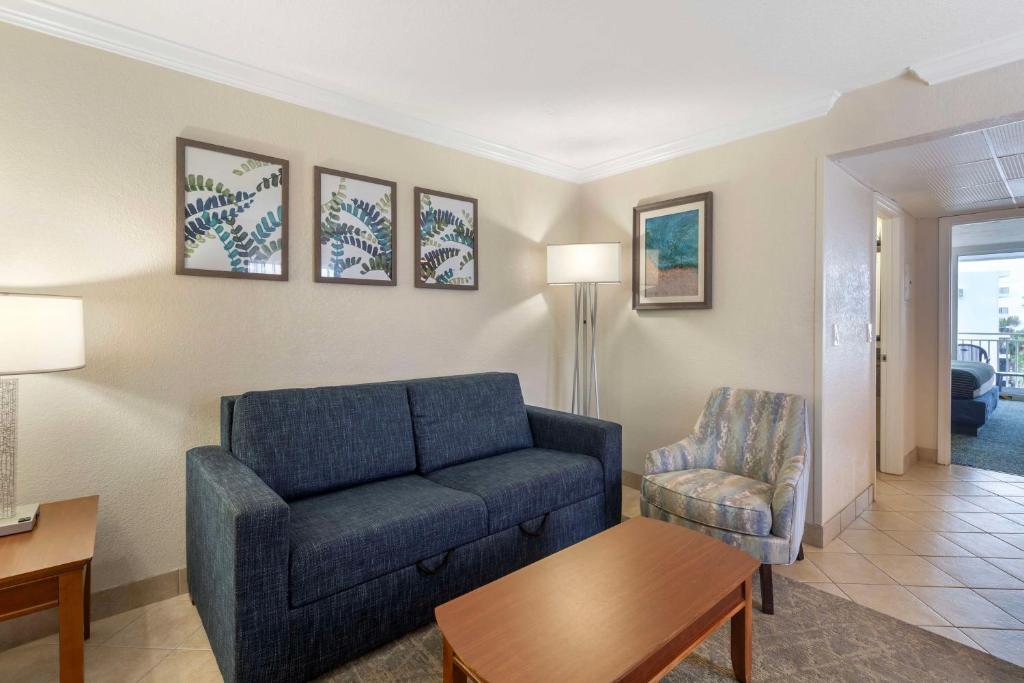Posezení v ubytování Best Western Cocoa Beach - Port Canaveral