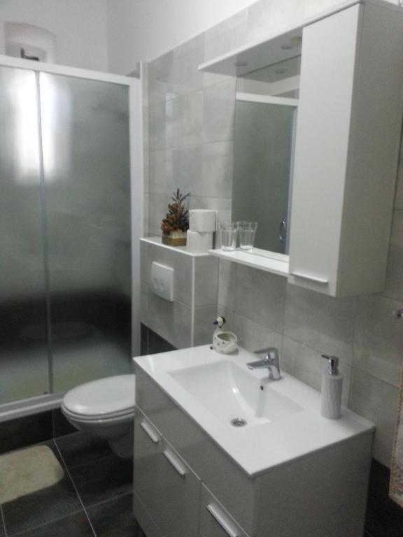 Kúpeľňa v ubytovaní Pavelin apartments