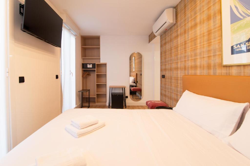 Boulevard Roomss - 8