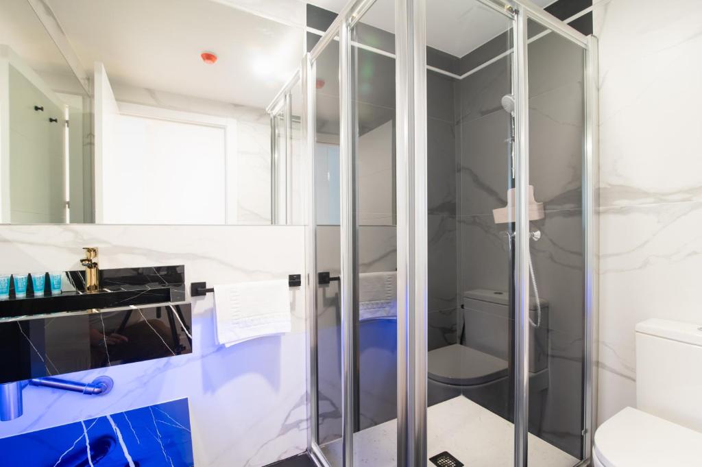 Boulevard Roomss - 1