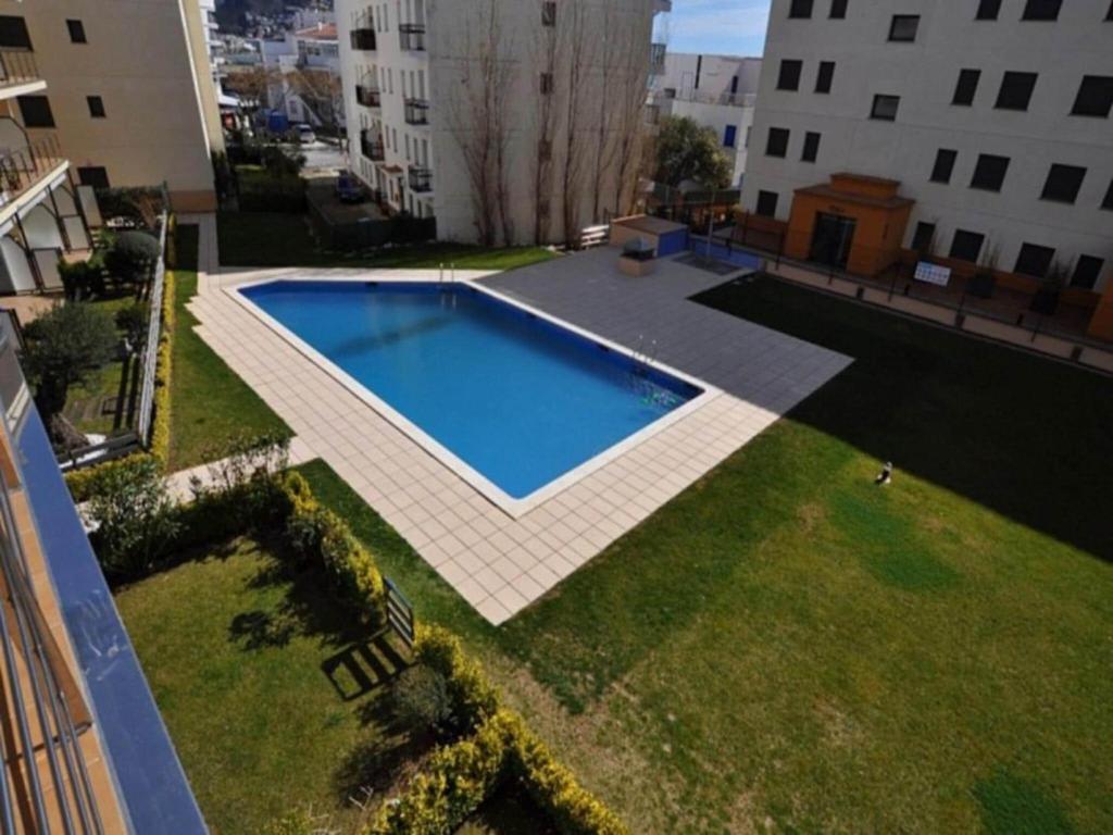 Apartment in Roses near Salatar Beach