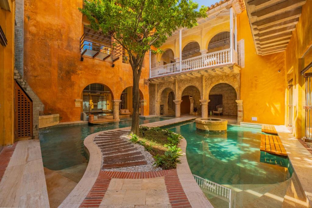 Bazén v ubytování Casa Carolina Hotel Cartagena nebo v jeho okolí