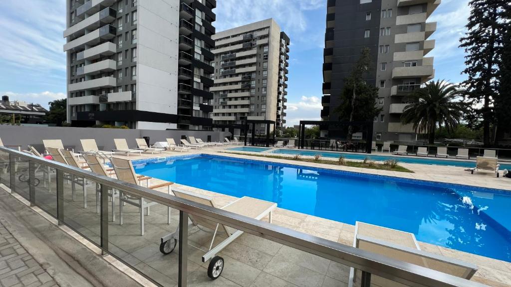 Swimmingpoolen hos eller tæt på Guesthouse Luxury