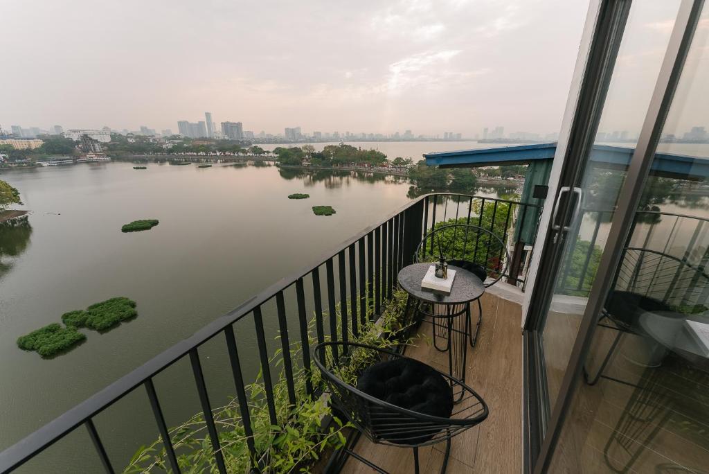 Balkón nebo terasa v ubytování An Nguyen Lakeside Residence