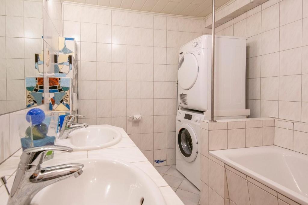 Koupelna v ubytování Heckenröschen