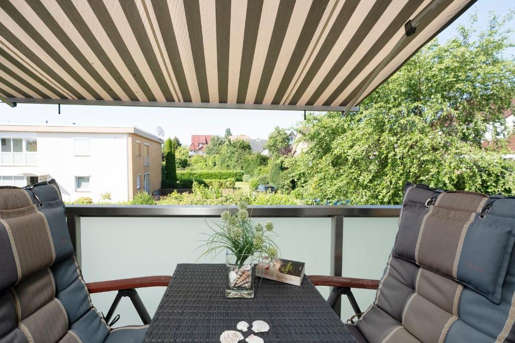 Balkón nebo terasa v ubytování Meerliebe