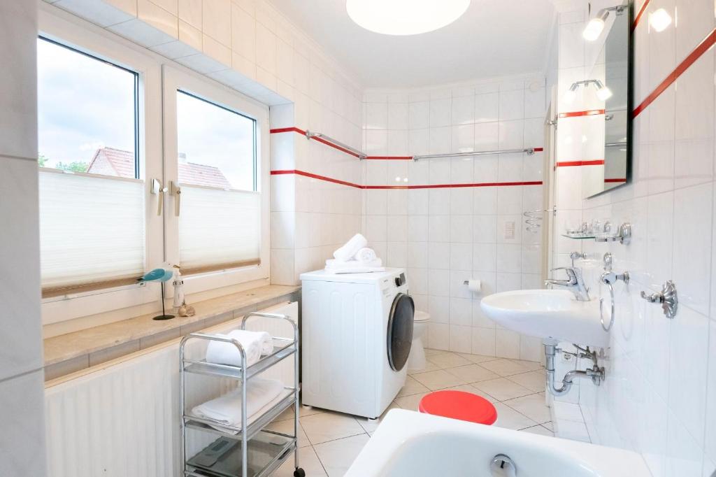 Koupelna v ubytování Rosenstraße 1a Bootshaus