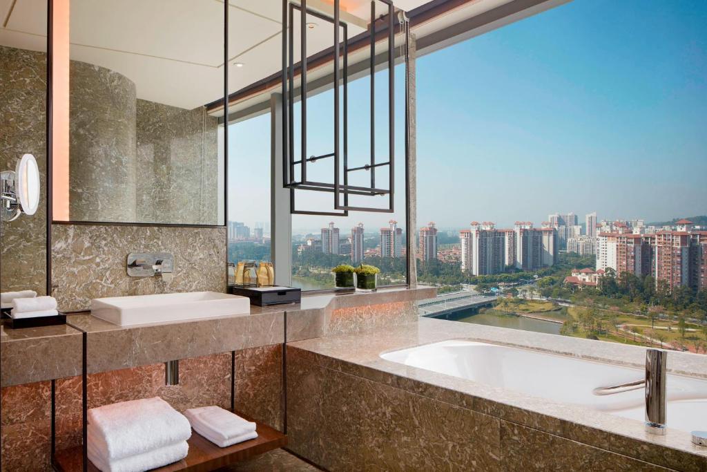 Koupelna v ubytování Sheraton Guangzhou Nansha Hotel