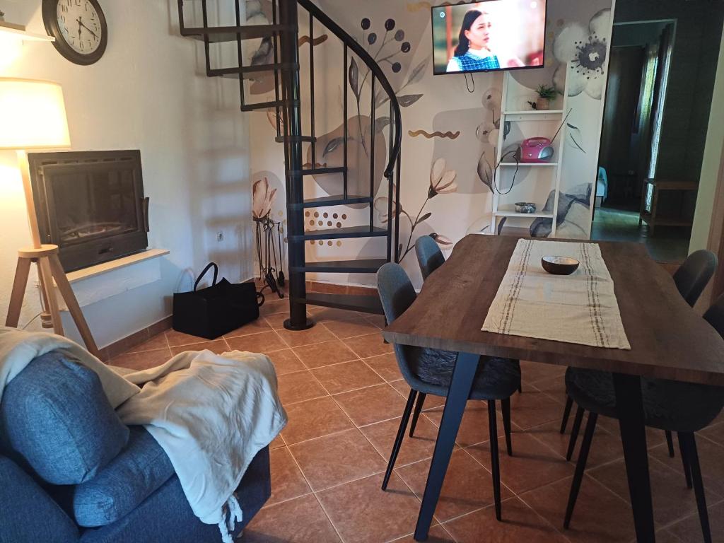 Część wypoczynkowa w obiekcie Holiday House Pulina