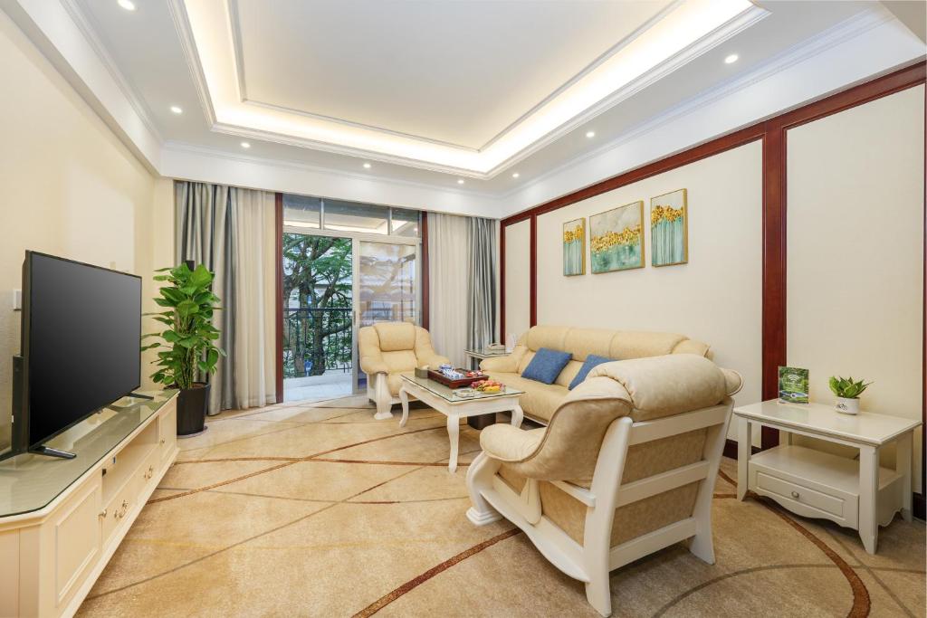 TV a/nebo společenská místnost v ubytování Xiamen Kulangsu Resort Hotel