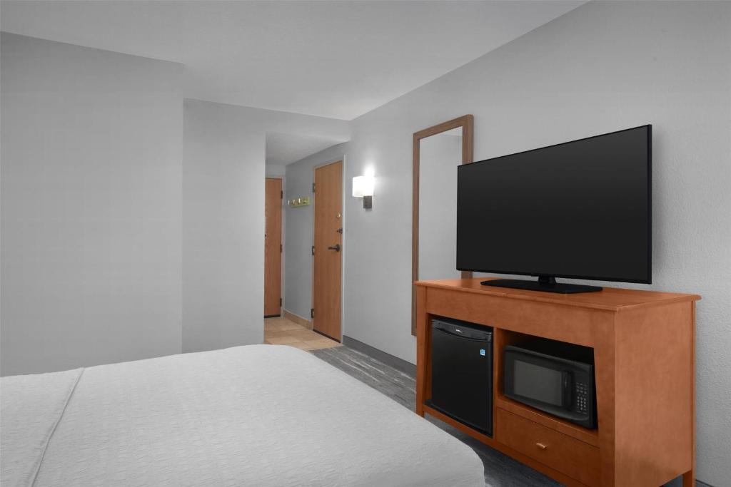 Hampton Inn Pittsburgh Greentree photo