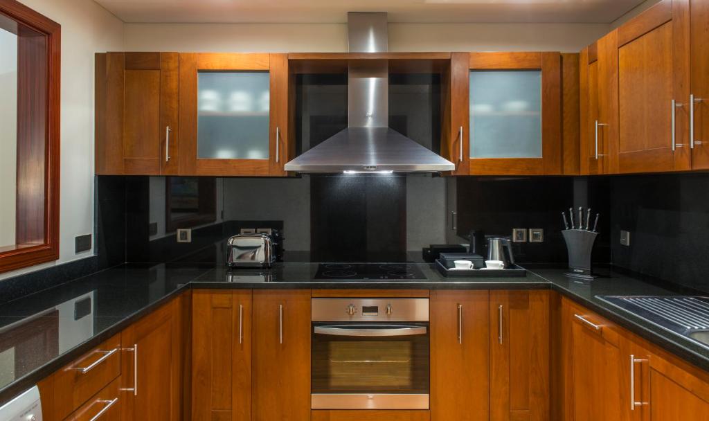 
One Bedroom Suite With Complimentary Resort Beach & Pool Access, Capacity 3 Guests
