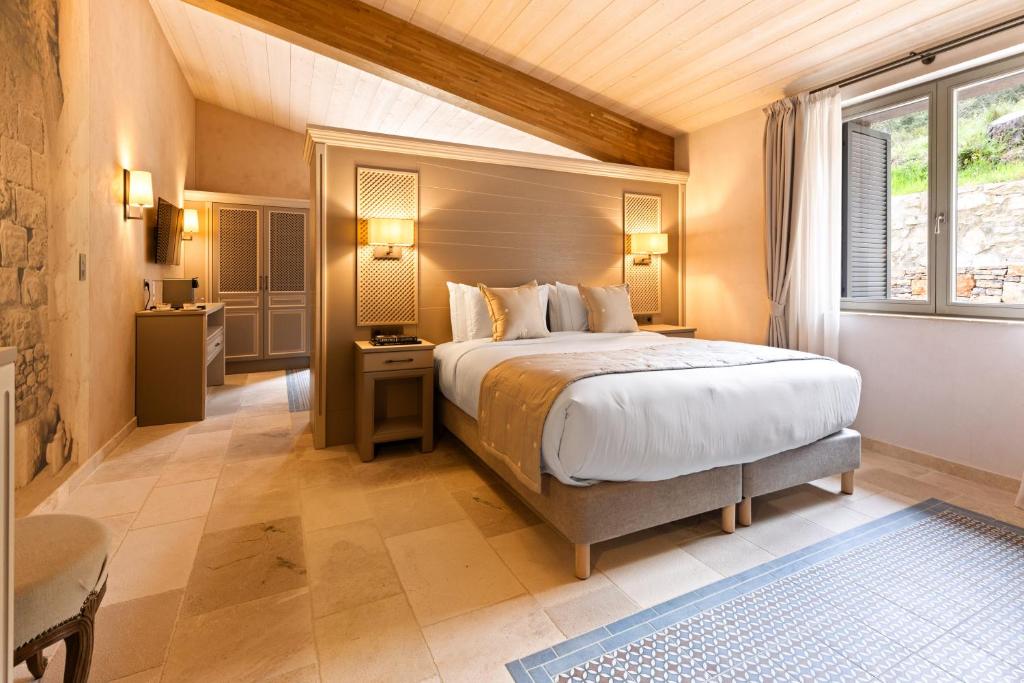 Le Prieuré - Château La Martinette - Suite Deluxe