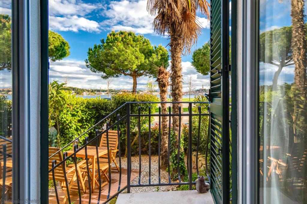 Santa Fuma Rovinj seaview Apartment