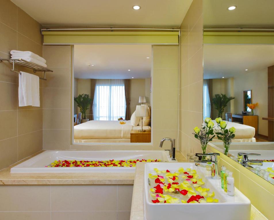 Suite Gia Đình