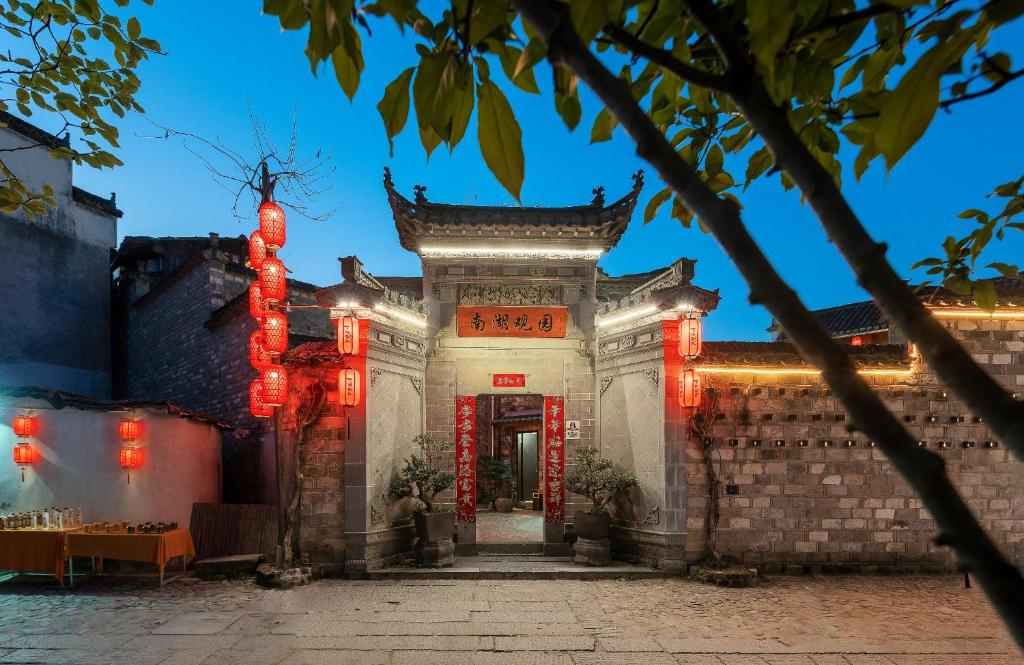 Clădirea în care este situat/ăhotelul