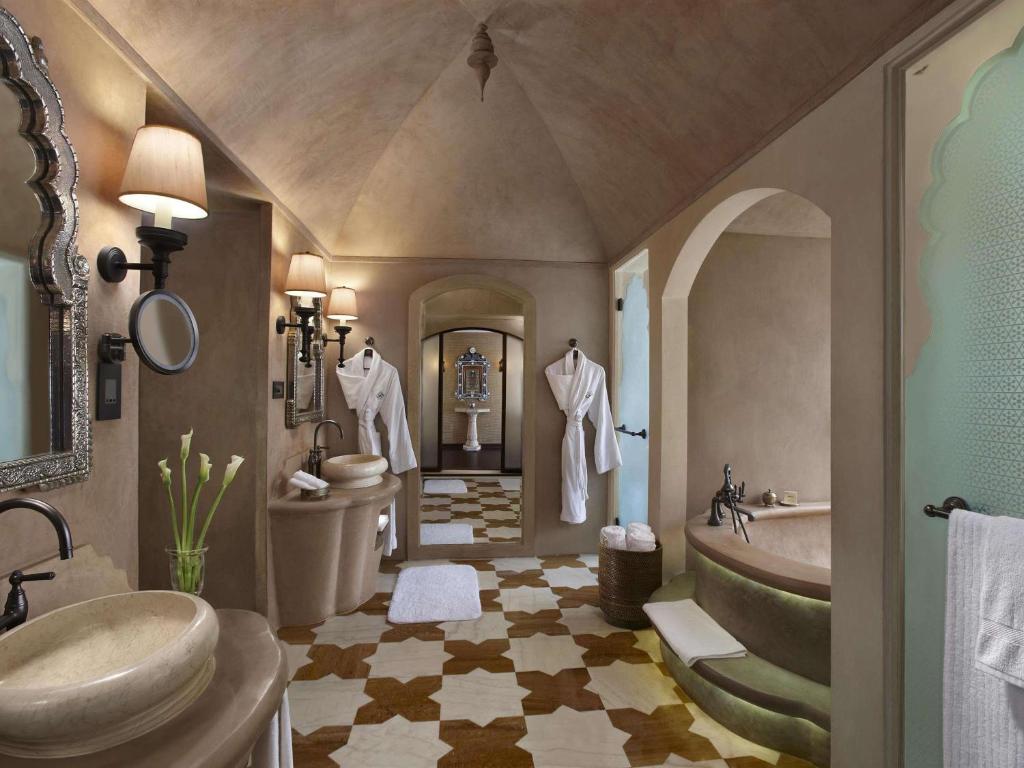 Koupelna v ubytování Fairmont Jaipur