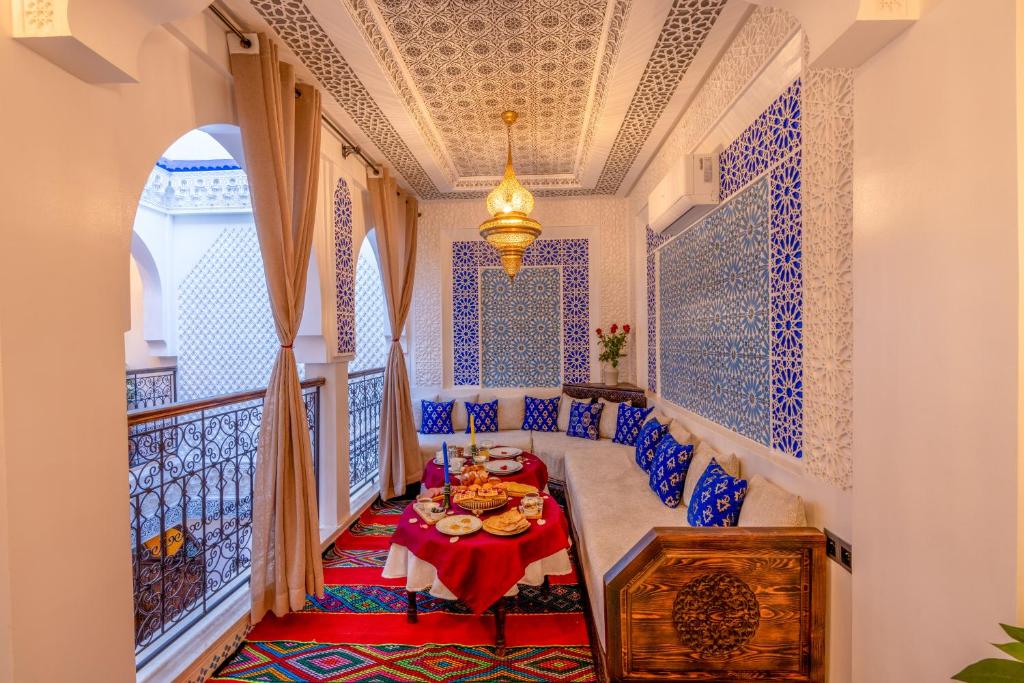 Posezení v ubytování Riad La Perle Bleue Marrakech