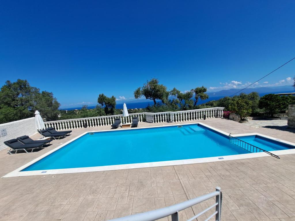Bazén v ubytování Villa Levanda (Loggos Paxos) nebo v jeho okolí