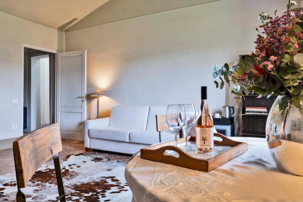 A seating area at Cantagrillo Boutique Resort
