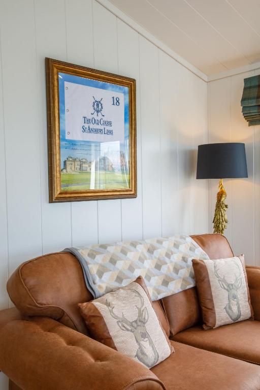 Posezení v ubytování Drumcarrow Luxury Lodges
